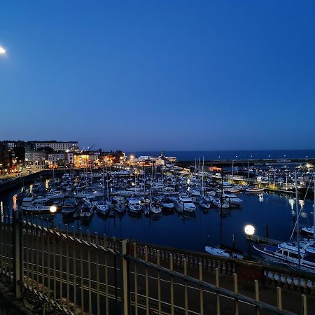 Diamond Harbour - Whole Huge Apartment - Wifi - Beach - Ramsgate Town Esterno foto