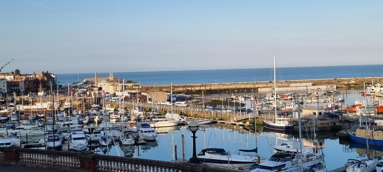 Diamond Harbour - Whole Huge Apartment - Wifi - Beach - Ramsgate Town Esterno foto